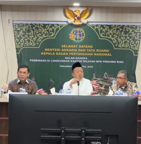 Menteri Nusron Beri Arahan kepada Seluruh Jajaran Kanwil Provinsi Riau